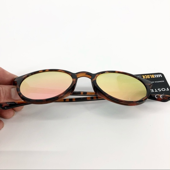 Foster Grant Women’s Tortoise Shell Circular Reflective Sunglasses - Picture 5 of 5